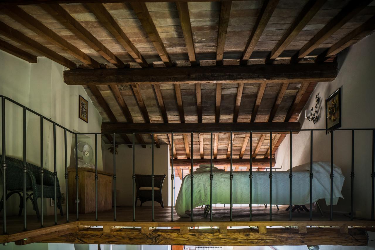 Podere Colombaione โวลแตร์รา ภายนอก รูปภาพ